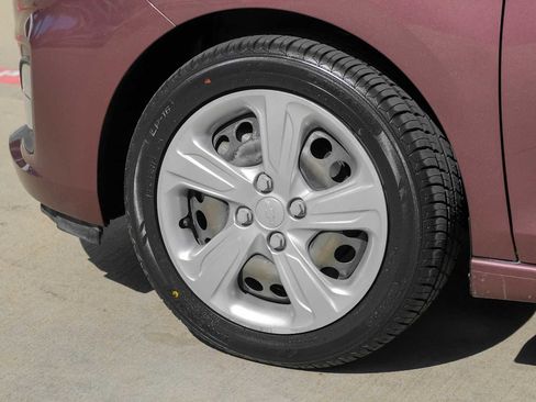 Used 2019 Chevrolet Spark LS image 51