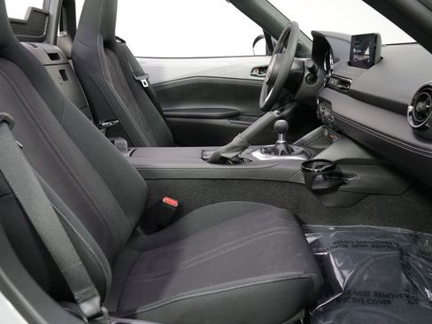 New 2026 MAZDA MX-5 Miata Club w/ Interior Package RWD image 20