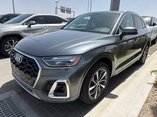 Used 2022 Audi Q5 2.0T Premium Plus AWD/4WD video 1