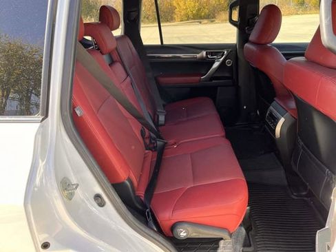 Used 2023 Lexus GX 460 Premium image 29