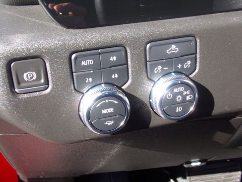 Used 2023 GMC Sierra 1500 Elevation w/ Preferred Package image 20