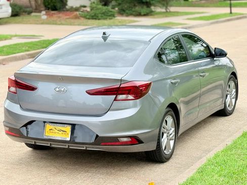 Used 2019 Hyundai Elantra SEL w/ Cargo Package FWD image 8