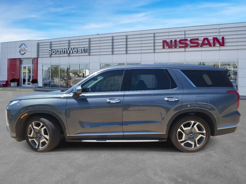 Used 2025 Hyundai Palisade SEL FWD image 8