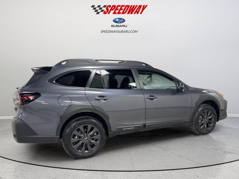 Certified 2025 Subaru Outback Onyx Edition image 10