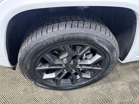 Used 2023 Jeep Grand Cherokee 30th Anniversary image 10