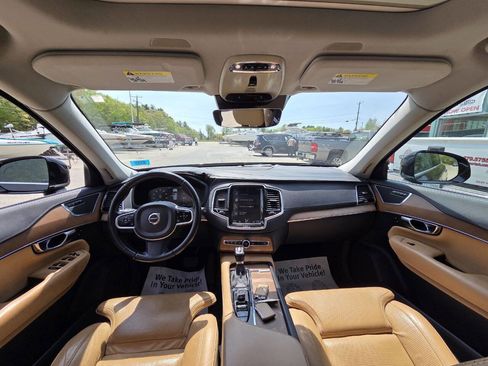 Used 2016 Volvo XC90 T6 Inscription w/ Vision Package AWD/4WD image 18
