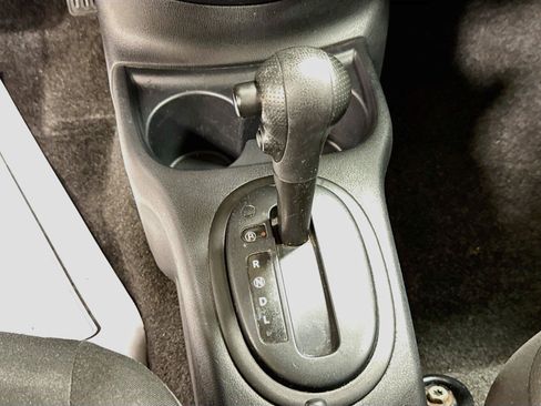 Used 2016 Nissan Versa S Plus FWD image 15