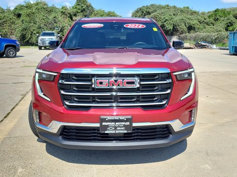 Used 2024 GMC Acadia Elevation image 2