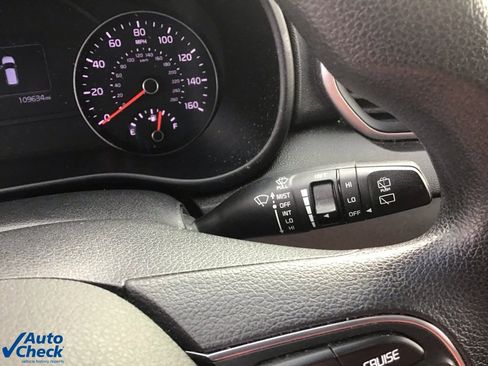 Used 2017 Kia Sportage LX image 33