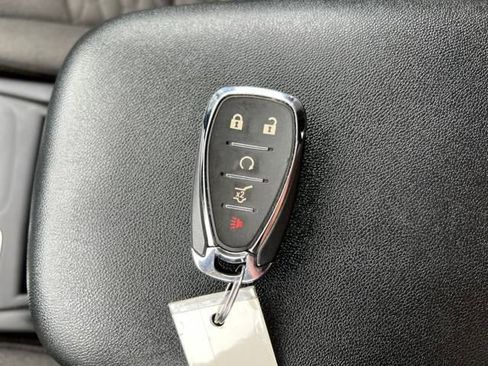 Used 2020 Chevrolet Equinox LT image 31