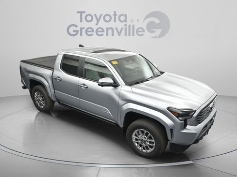 Used 2025 Toyota Tacoma Limited AWD/4WD image 21