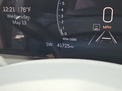 Certified 2025 Cadillac XT4 Premium Luxury AWD/4WD image 20