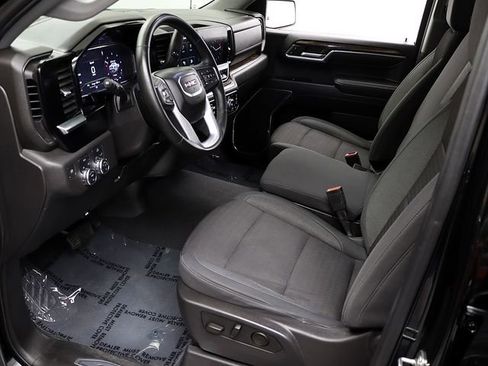 Used 2024 GMC Sierra 1500 Elevation image 14