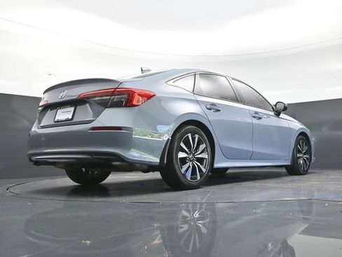 Used 2023 Honda Civic EX image 29