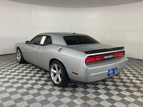 Used 2009 Dodge Challenger SRT8 w/ SRT Option Group II RWD image 12