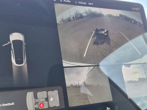 Used 2021 Tesla Model Y Long Range image 19