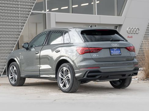 New 2025 Audi Q3 2.0T Premium image 5