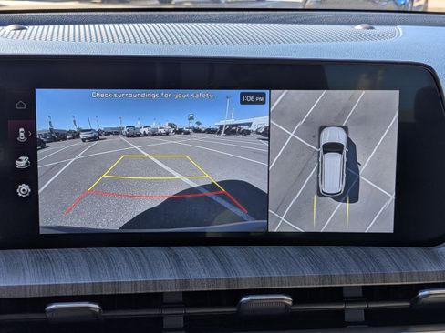 Used 2024 Kia Telluride SX w/ Towing Package image 24