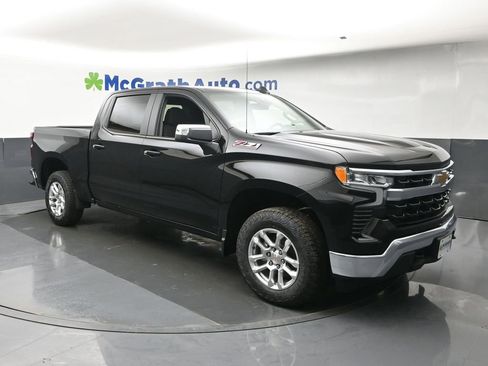 New 2026 Chevrolet Silverado 1500 LT w/ Z71 Off-Road Package AWD/4WD image 2