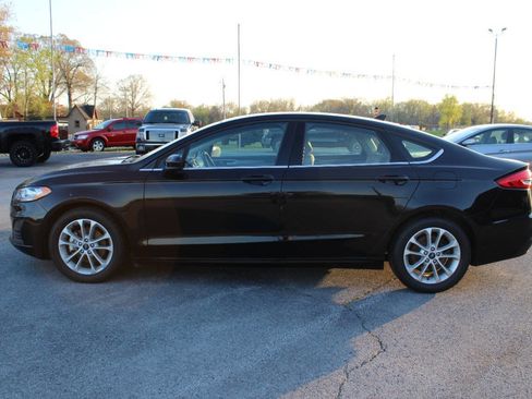 Used 2019 Ford Fusion SE image 7