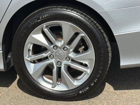 Used 2018 Honda Accord LX image 25