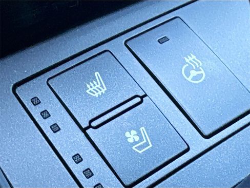 Used 2023 Lexus IS 350 F Sport image 22