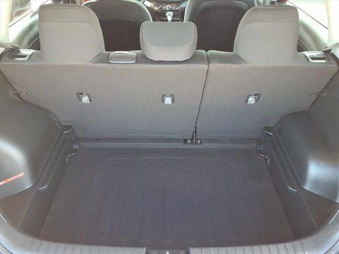 Used 2025 Kia Soul LX FWD image 14