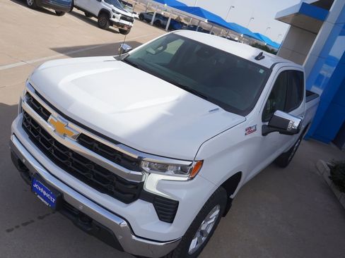 New 2026 Chevrolet Silverado 1500 LT image 14