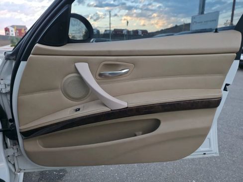 Used 2008 BMW 335i Sedan w/ Premium Pkg image 25