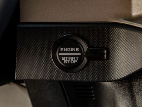 Used 2024 Ford Bronco Raptor image 23