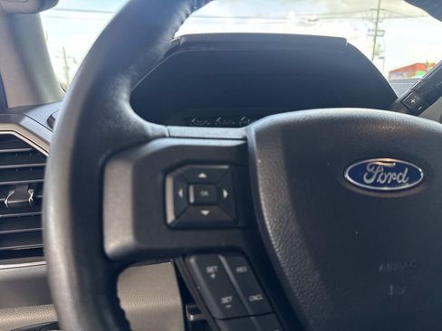 Used 2020 Ford F150 XLT w/ Equipment Group 302A Luxury AWD/4WD image 25