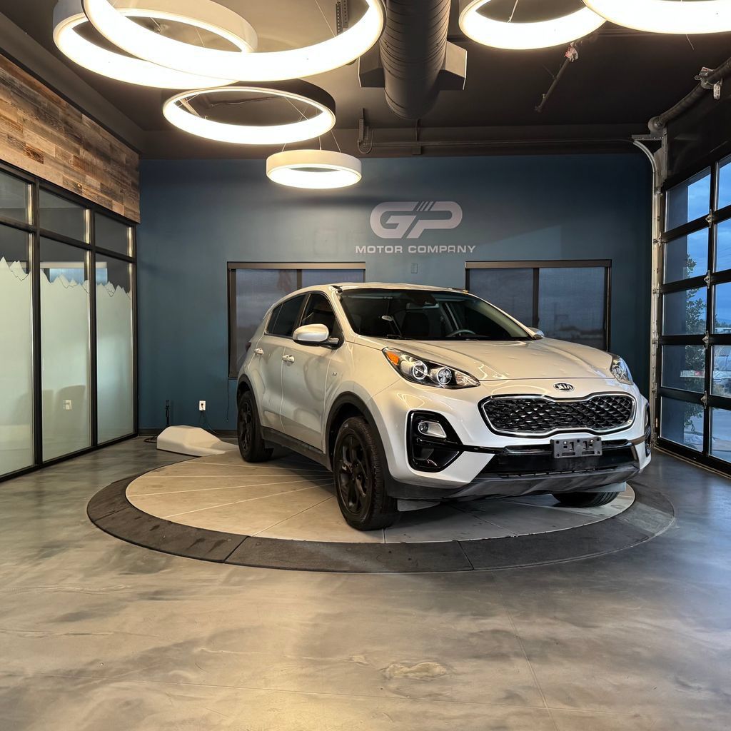 Used 2022 Kia Sportage LX AWD/4WD image 1