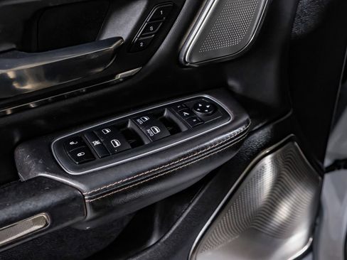 Used 2020 RAM 1500 Limited AWD/4WD image 35