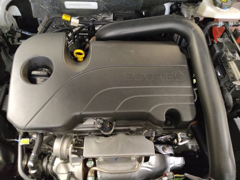 Used 2024 Chevrolet Equinox LT image 30