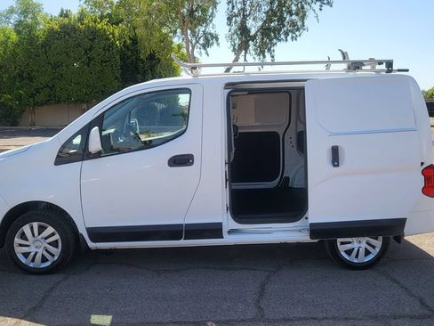 Used 2017 Nissan NV200 SV w/ Technology Package FWD image 23