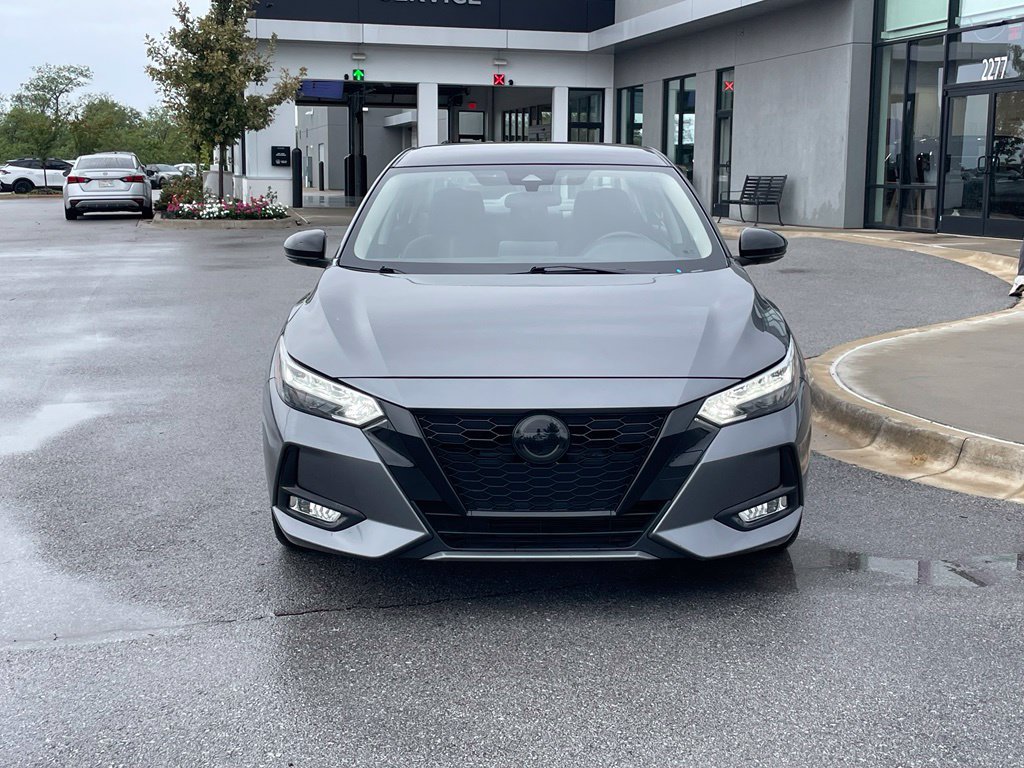 Used 2022 Nissan Sentra SR w/ Midnight Edition FWD image 2