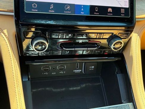 Used 2023 Jeep Grand Cherokee Summit image 24