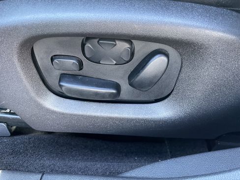 Used 2014 Lincoln MKS AWD w/ Equipment Group 101A image 13