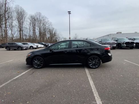 Certified 2025 Toyota Corolla SE image 12