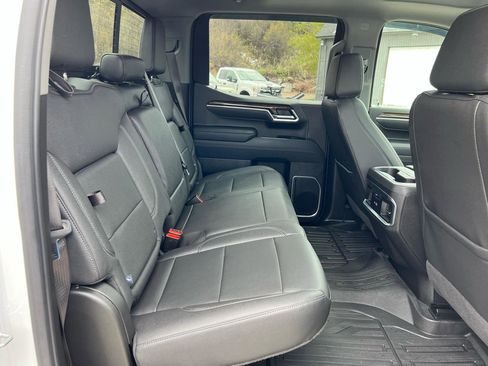 Used 2025 GMC Sierra 1500 Elevation AWD/4WD image 14