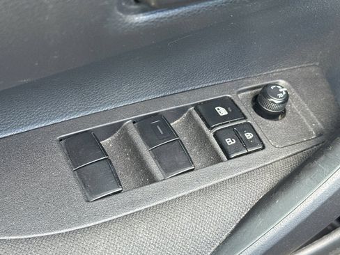 Used 2024 Toyota Corolla LE FWD image 12