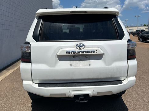 Used 2024 Toyota 4Runner SR5 image 3