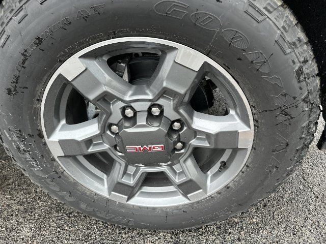 New 2026 GMC Sierra 2500 SLT w/ SLT Premium Package AWD/4WD image 21