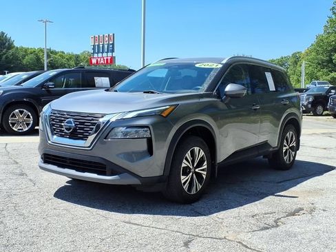 Used 2021 Nissan Rogue SV AWD/4WD image 3