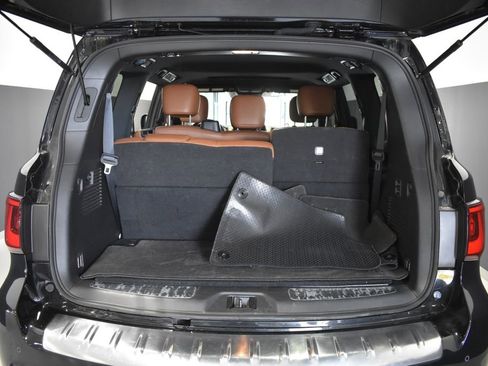 Used 2024 INFINITI QX80 Sensory w/ Cargo Package AWD/4WD image 42
