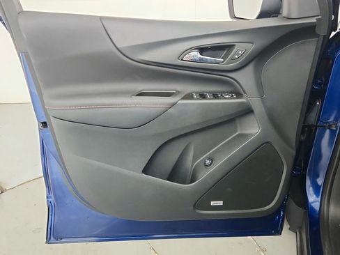 Used 2023 Chevrolet Equinox RS w/ RS Leather Package FWD image 16