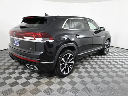 Used 2024 Volkswagen Atlas Cross Sport SEL Premium R-Line AWD/4WD image 9