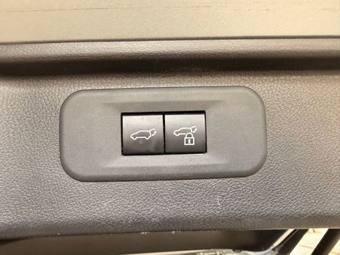 Used 2024 Toyota Grand Highlander AWD Hybrid image 9