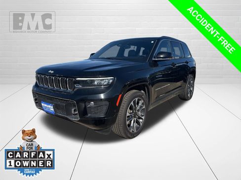 Used 2024 Jeep Grand Cherokee Overland AWD/4WD image 2