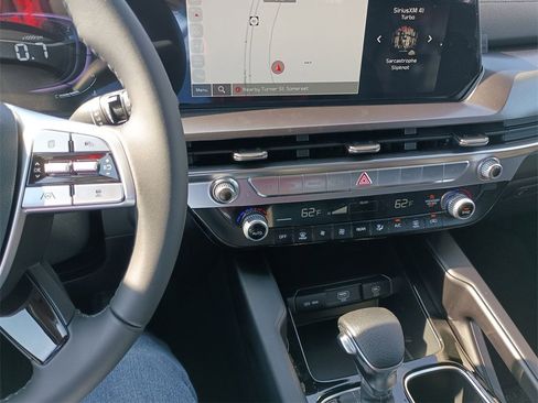 New 2025 Kia Telluride LX image 24